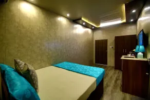Stay At Kumbh - Room