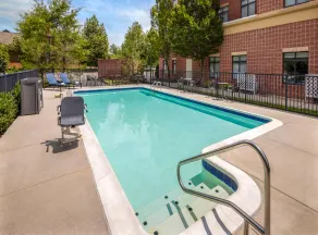 Hampton Inn & Suites Richmond/Glenside - Piscine