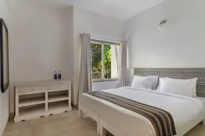 Sterling Stolen Heaven Lonavala - Room