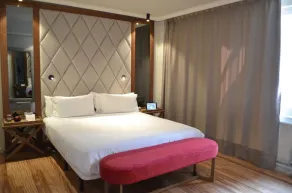 Hotel Silken Palacio Uribarren - Værelse