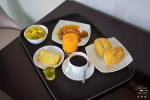 Aura Hotel - Restaurant