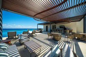 Luxury 3 BR Condo with Ocean View & Pool - Marila 503 - Piscine
