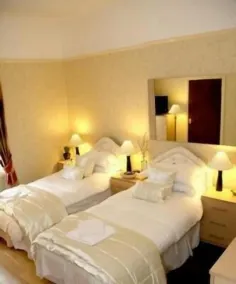 Beech Mount Grove Suites - Room