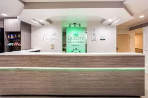 Quality Inn & Suites Myrtle Beach near Outlets - Lobby
