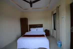 Hotel Suramma - Chambre