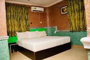 Double One Suites - Room