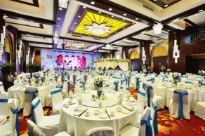 Luxemon Xinjiang Hongfu Hotel - Restaurant