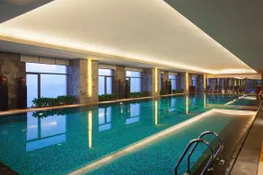 Crowne Plaza Yichang by IHG - Piscine