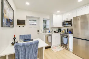 7 Mi to National Mall: Bright DC Studio! - Interiør