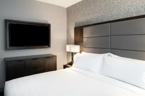 Staybridge Suites - Quincy by IHG - Chambre