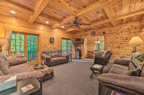 Dog-friendly Gaylord Retreat < 8 Mi to Town! - Innvendig