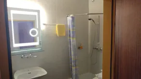Máté Pension - Bathroom