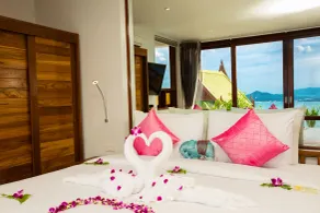 Sandalwood Luxury Villa Resort - Chambre