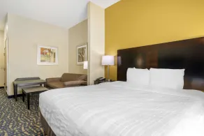 Best Western Plus Brunswick Inn & Suites - Chambre