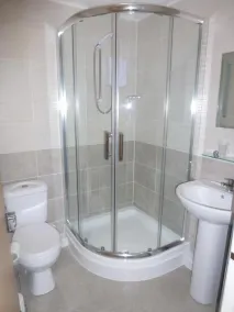 Orrell Park Hotel - Bathroom