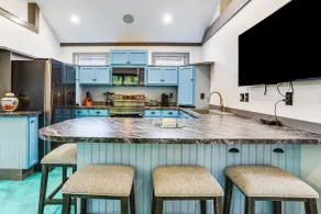 Paluxy Riverfront Couples Studio on Over 2 Acres! - Interior