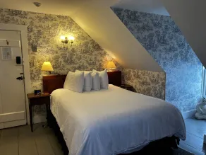 Garrison House Inn - Room