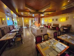 Safeer International Hotel By Brothers International - Restaurant