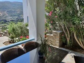 Karaoulanis apartments  - Vue de la chambre