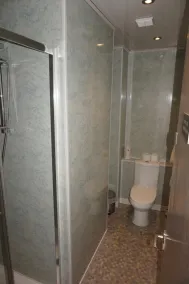 The Boundary Hotel - B&B - Bathroom