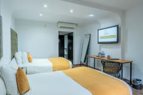 Riande Aeropuerto Hotel Casino - Chambre