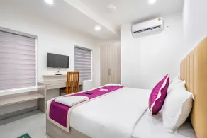 GRACE REGENCY - Camera