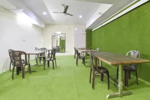 Fabhotel Rajwada Palace - Restaurant