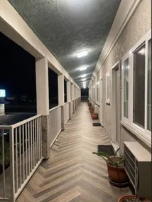 Hi View Inn & Suites - Entrée intérieure