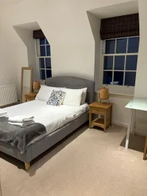 Executive Level Quartermile two Bedroom Apartment - Extremely Central - Room