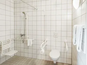 B&B HOTEL Hannover-Garbsen - Bathroom