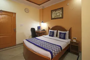 Hotel O Madhur Regency - Room