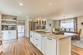 2 Mi to Dtwn Castle Rock: Home w/ Furnished Patio - Innvendig