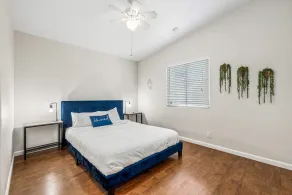 Desert Fun 4BR Retreat with Pool - Room