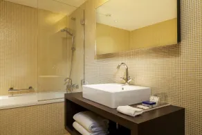 Park Inn by Radisson Antwerp City Centre - Bathroom