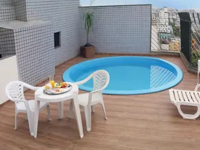 Maxim Plaza Hotel - Pool