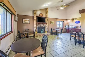 Rodeway Inn Saint Joseph - Hall