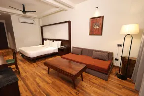 Pleasant Tree Hotels - Luxury Stay Amidst Nature - Room