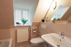 Meinsbur Boutique Hotel - Bathroom