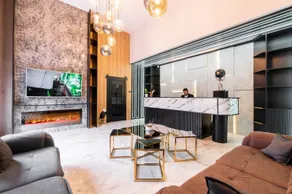 ARENA LUXURY - Reception