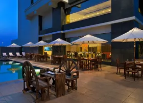 Red Fox by Lemon Tree Hotels, Bhiwadi - Pool