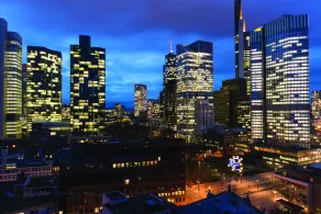 Adina Apartment Hotel Frankfurt Neue Oper - Vue de la chambre