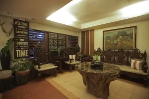 Villa Elita - Sitzecke in der Lobby