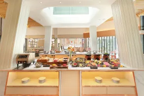 HARRIS Hotel Kuta Tuban Bali - Restaurang