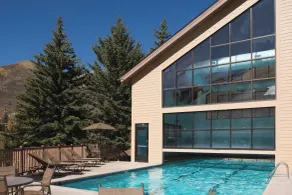 StreamSide de Marriott à Vail, toutes les semaines, les meilleurs tarifs! Ski In / out. - Piscine