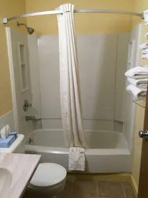 Super 8 by Wyndham Bath Hammondsport Area - Badeværelse
