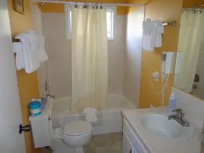 Ocean Shores Inn & Suites - Salle de bain
