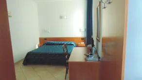 Hotel Isola Rossa - Habitación