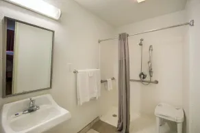 Americas Best Value Inn & Suites Humble - Salle de bain