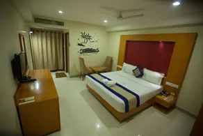 FabHotel Prime Mahalaya Residency - Room