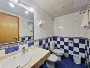 Hotel Verdemar by Grupo A Cobijo - Badrum